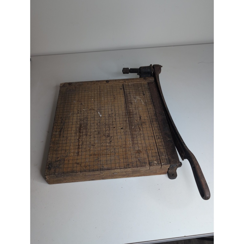 Vtg INGENTO 1142 No 5 Paper Cutter Wood 15"x15"Cast Iron Handle